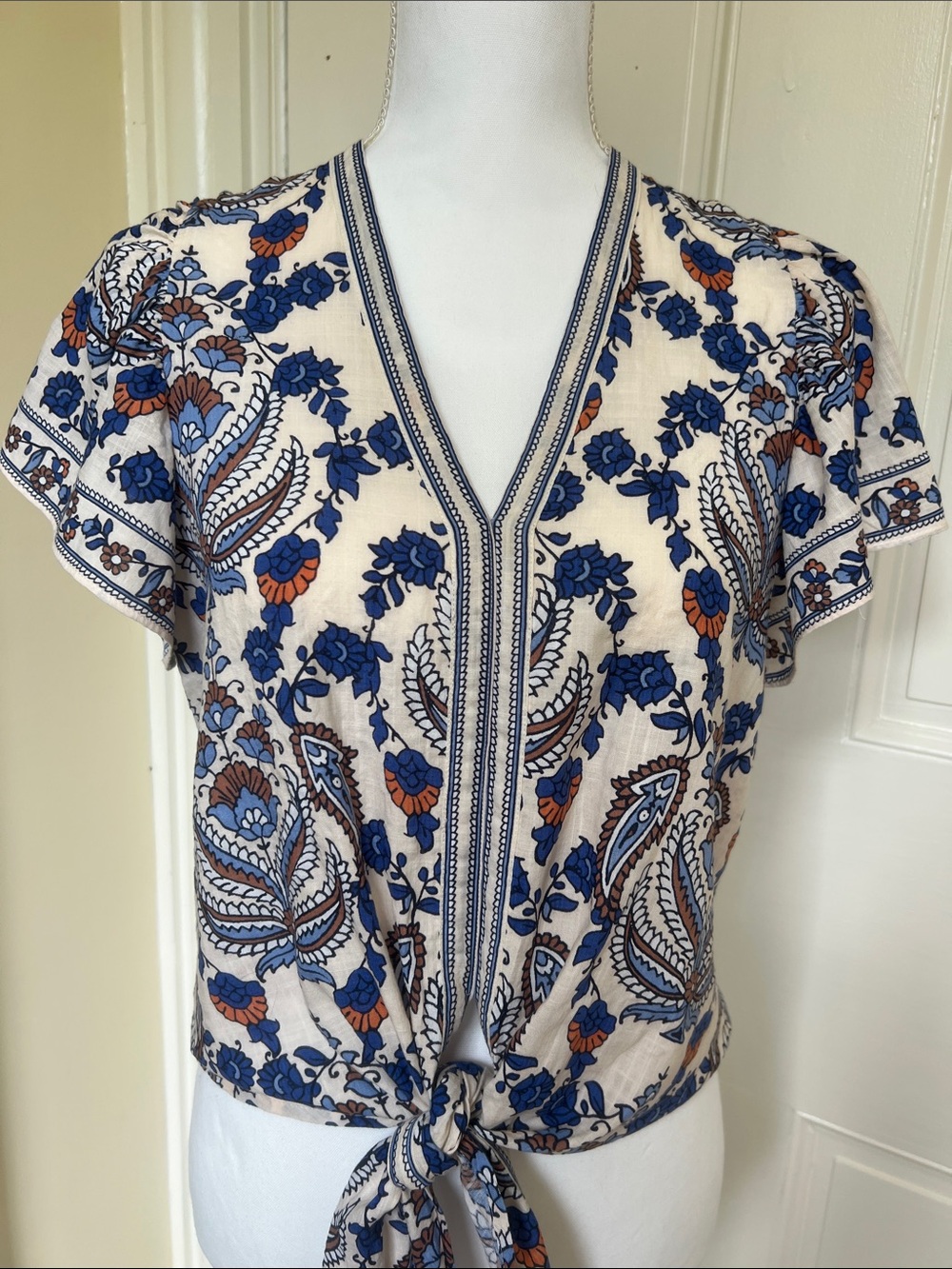 Max Studio Cream Floral Tie-Front Short Sleeve Blouse with Blue and Brown Print